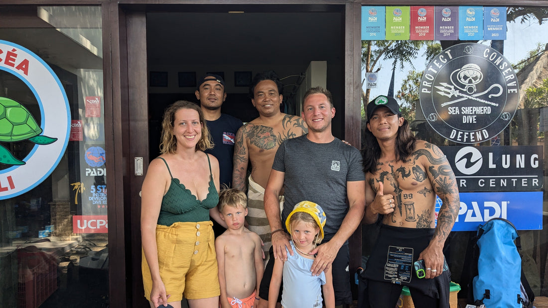 Pemuteran en famille : tortues, snorkeling et plongée à Menjangan
